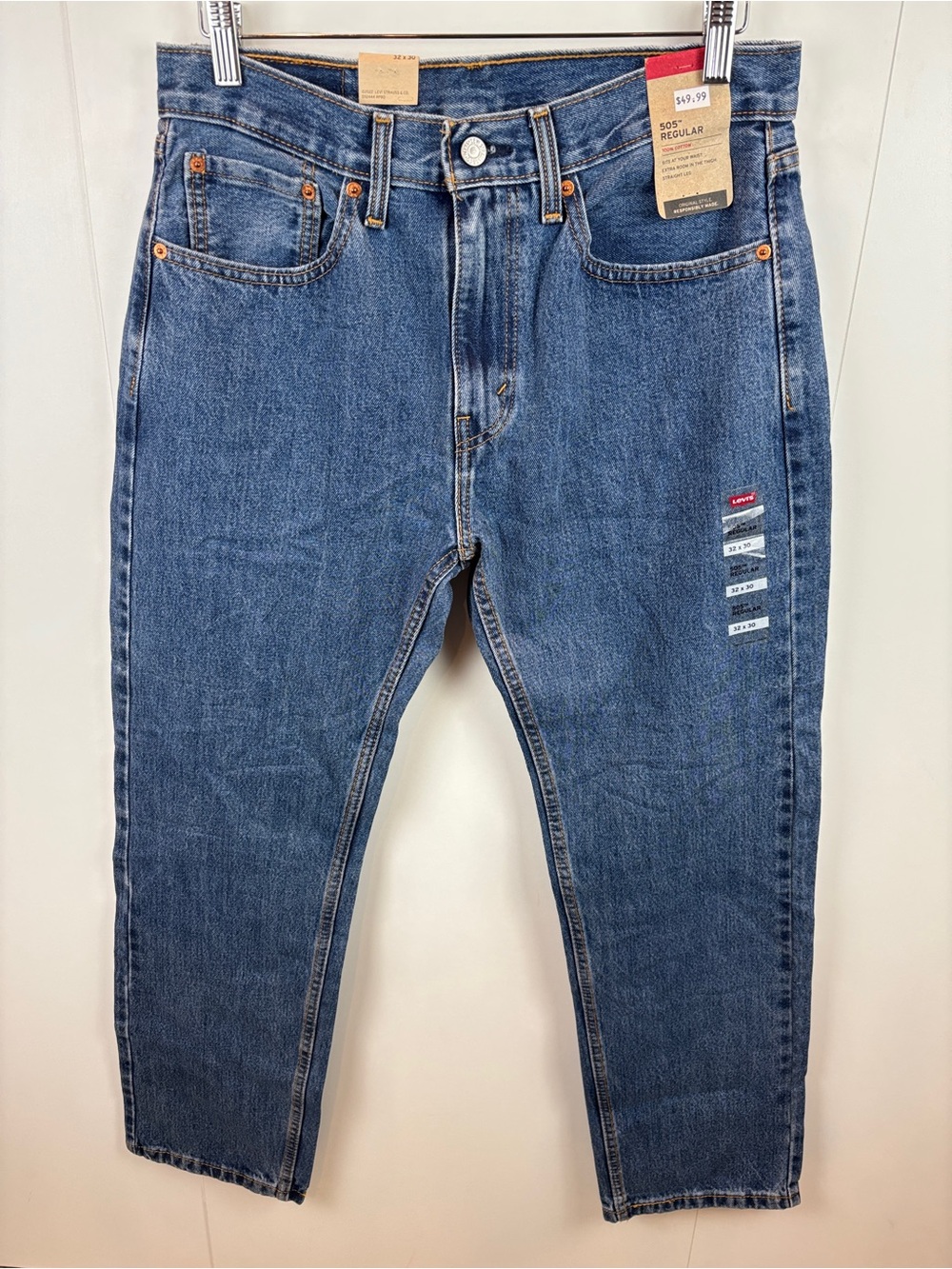 NWT Levi's 505 Regular Jeans Unisex 32W x 30L Straight Leg Medium Wash Denim